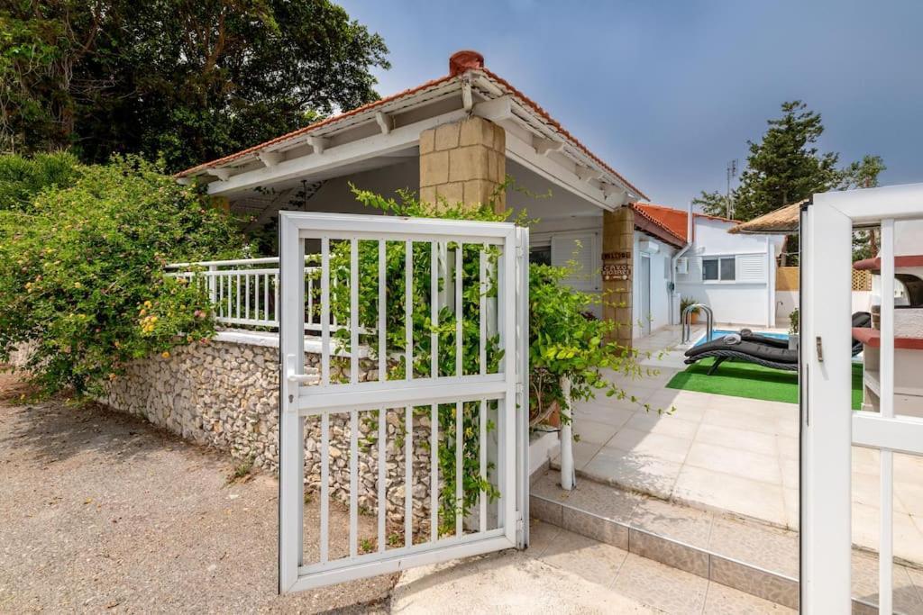 Beach House Cavo Kiotari Gennadi Bagian luar foto